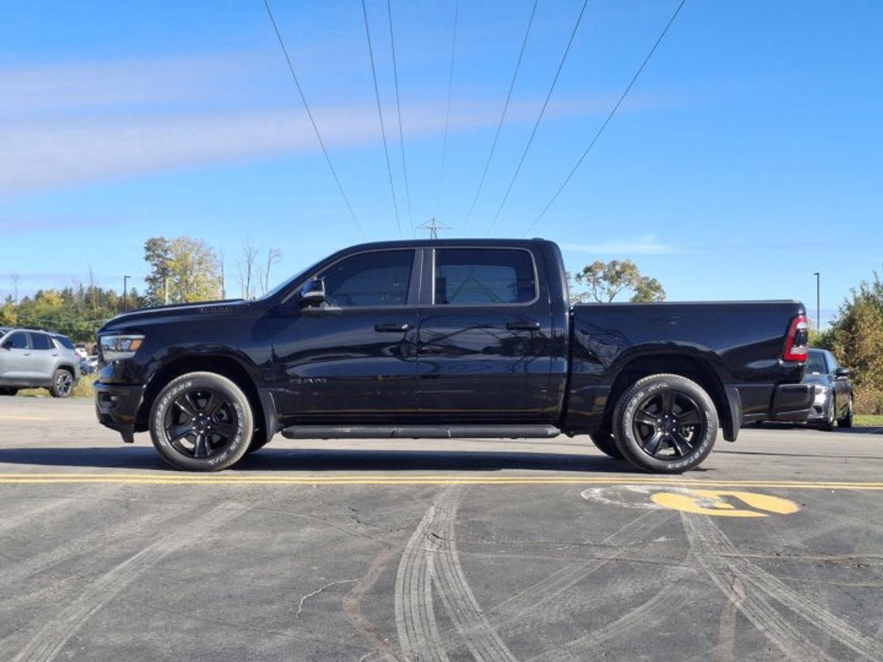 2022 RAM 1500 Sport Crew 4X4 | Nav | Level 2 Pkg | Alpine Audio | Heated Wheel + Seats | Remote Start | and More ! Photo5
