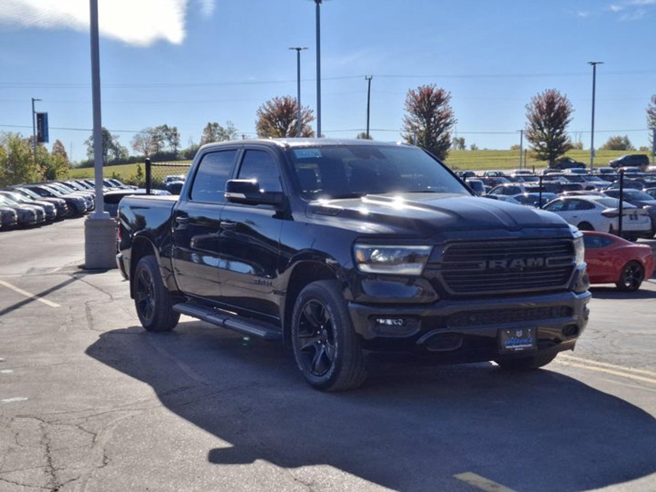 2022 RAM 1500 Sport Crew 4X4 | Nav | Level 2 Pkg | Alpine Audio | Heated Wheel + Seats | Remote Start | and More ! Photo