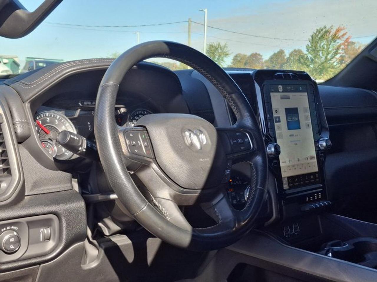 2022 RAM 1500 Sport Crew 4X4 | Nav | Level 2 Pkg | Alpine Audio | Heated Wheel + Seats | Remote Start | and More ! Photo