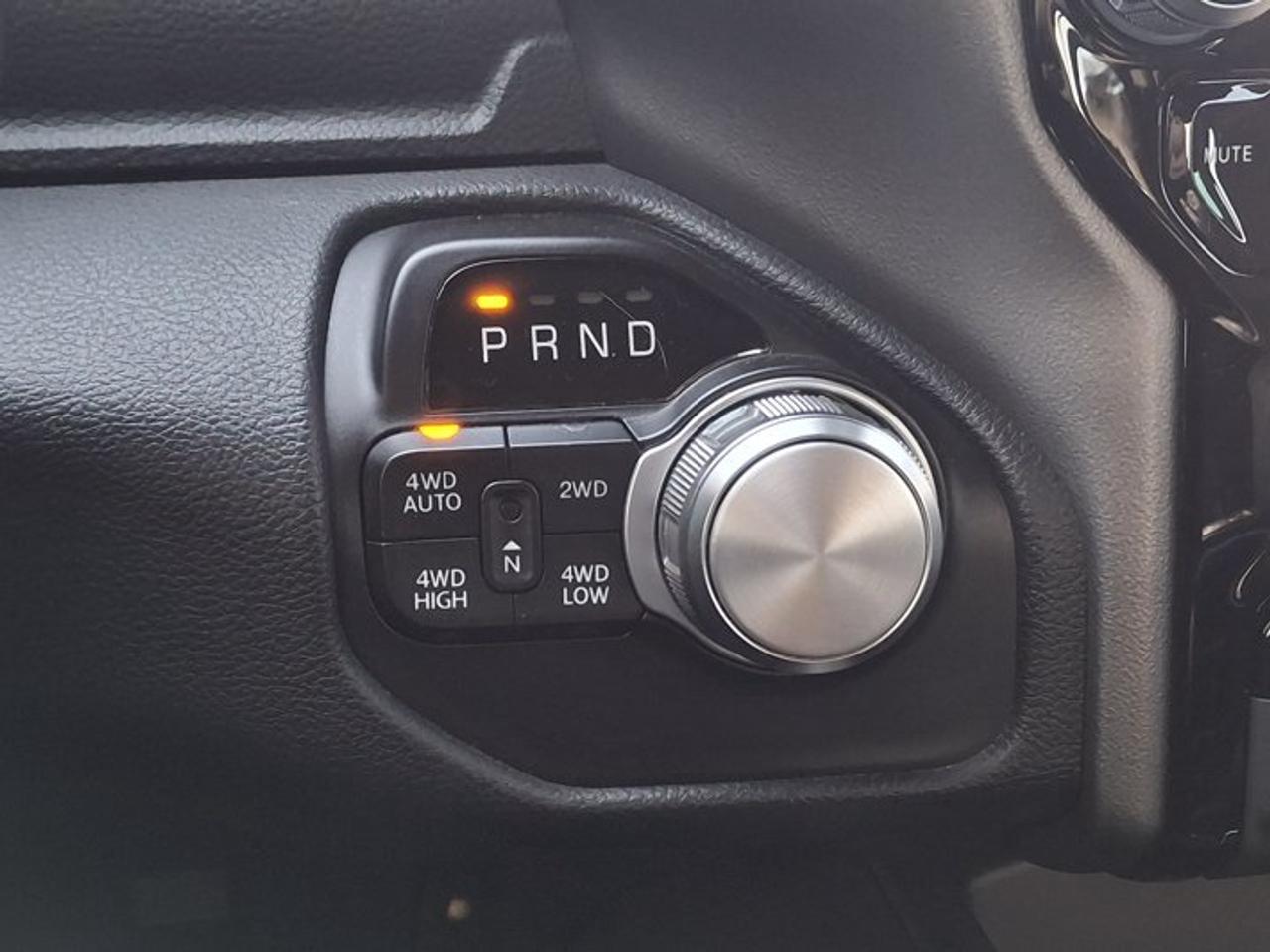 2022 RAM 1500 Sport Crew 4X4 | Nav | Level 2 Pkg | Alpine Audio | Heated Wheel + Seats | Remote Start | and More ! Photo
