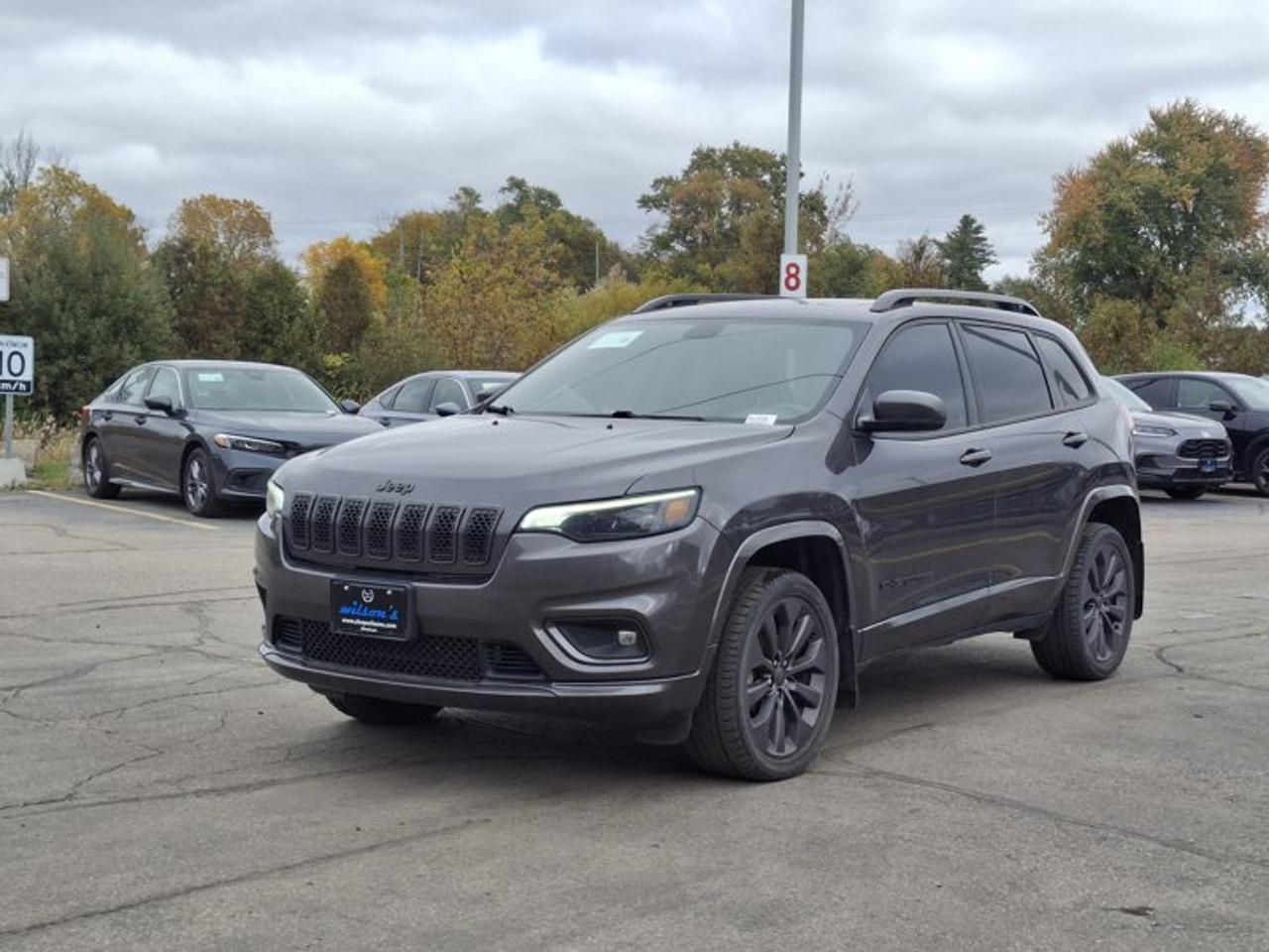 2021 Jeep Cherokee High Altitude 4x4 | Leather | Sunroof | Trailer Tow Group | Heated Seats + Steering | BSM and More ! Photo