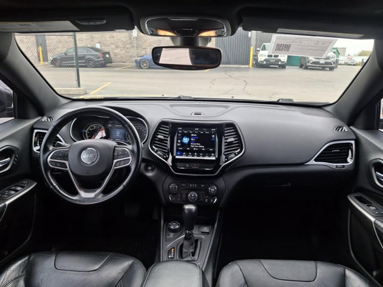 2021 Jeep Cherokee High Altitude 4x4 | Leather | Sunroof | Trailer Tow Group | Heated Seats + Steering | BSM and More ! Photo