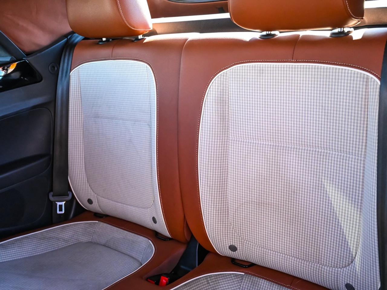 2017 Volkswagen Beetle Convertible Classic Photo