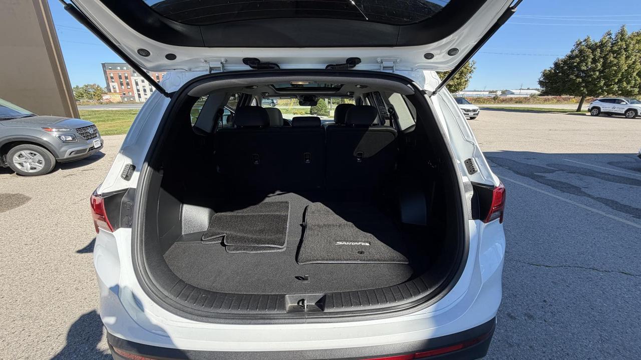 2022 Hyundai Santa Fe Preferred AWD w/Trend Package Photo