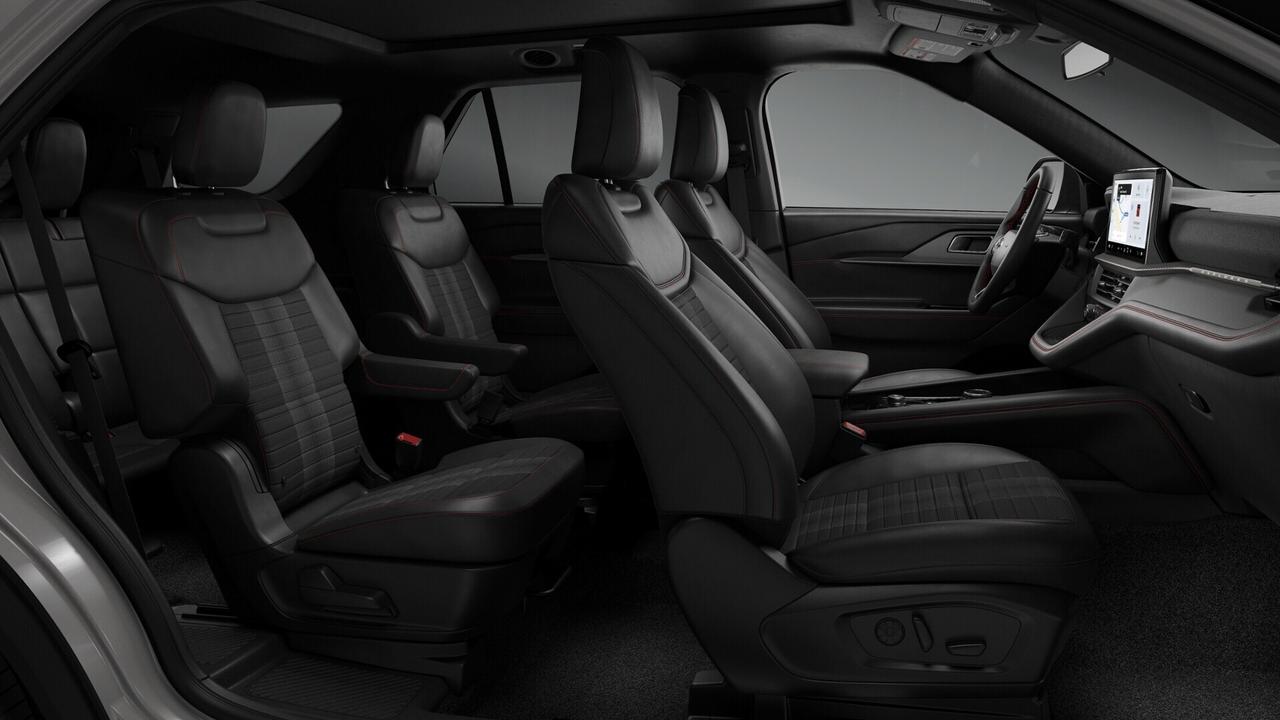 2027 Ford Explorer ST-Line Photo