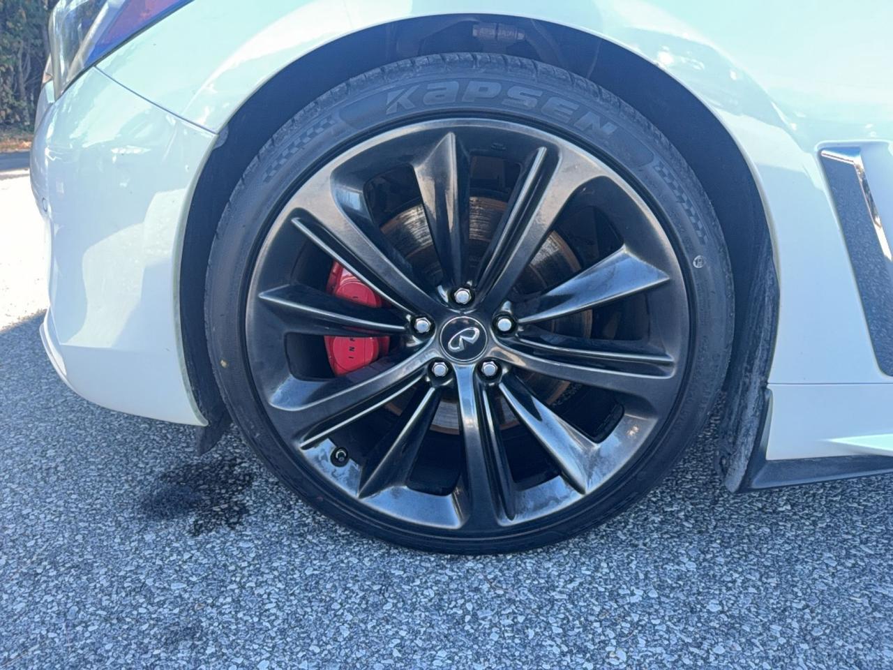 2018 Infiniti Q60 RED SPORT 400 AWD-SUNROOF-LEATHER-NEW TIRES Photo
