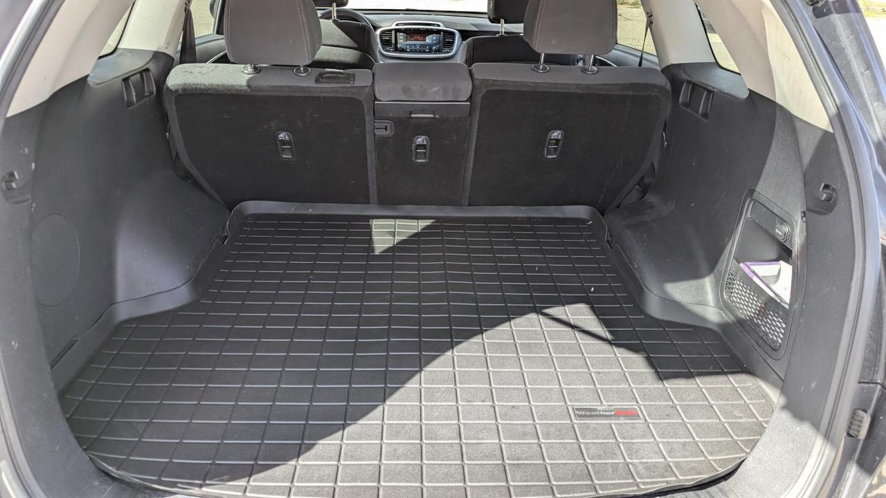 2017 Kia Sorento LX Photo