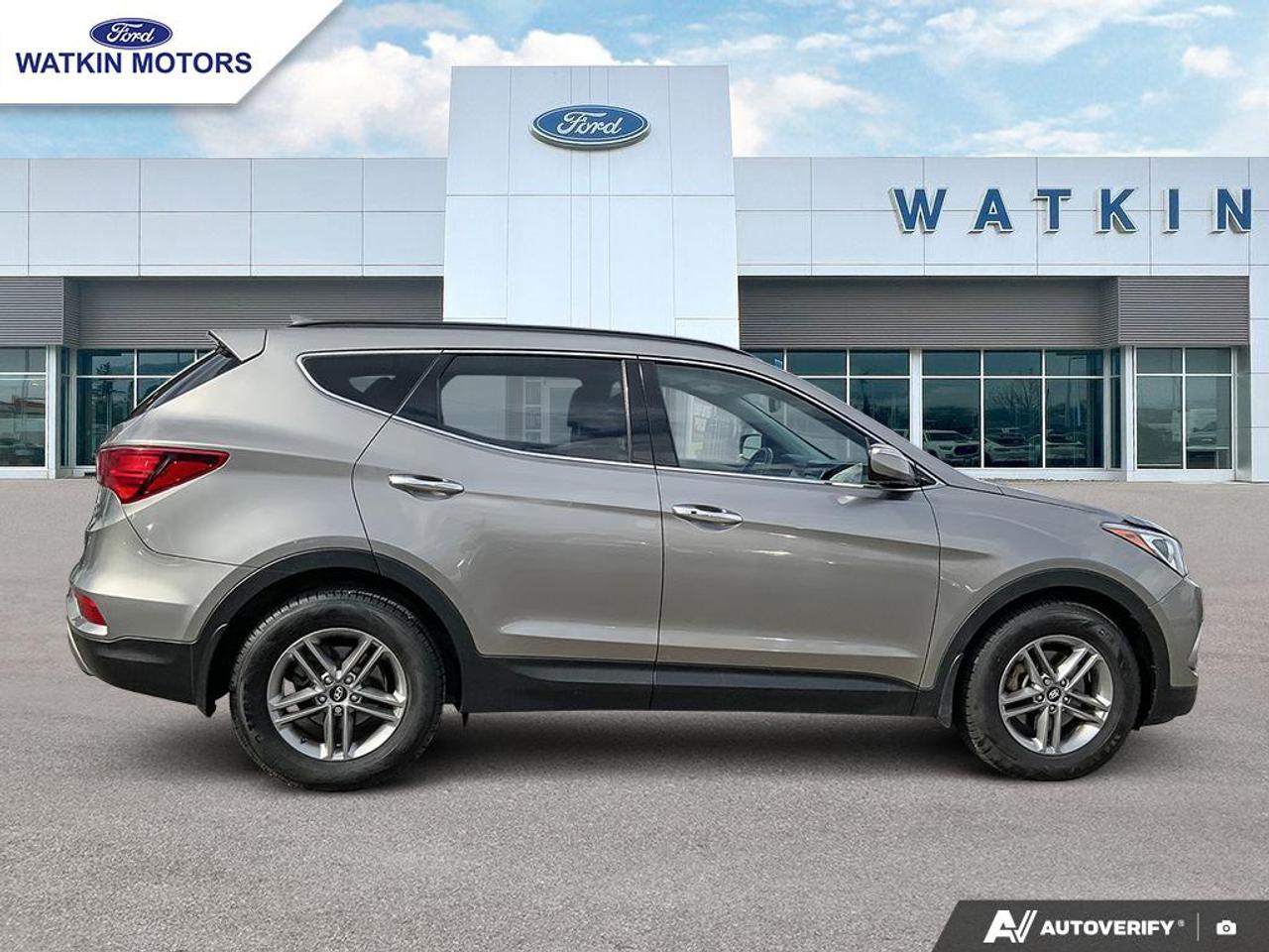 2017 Hyundai Santa Fe Sport Luxury Photo5