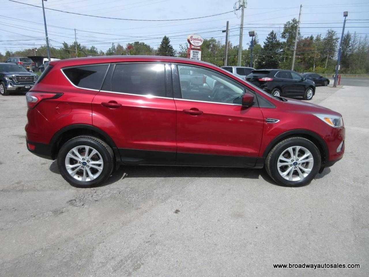 2017 Ford Escape POWER EQUIPPED SE-PACKAGE 5 PASSENGER 1.5L - ECO-BOOST.. HEATED SEATS.. BACK-UP CAMERA.. BLUETOOTH SYSTEM.. KEYLESS ENTRY.. Photo