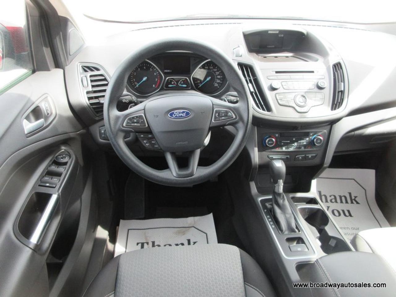 2017 Ford Escape POWER EQUIPPED SE-PACKAGE 5 PASSENGER 1.5L - ECO-BOOST.. HEATED SEATS.. BACK-UP CAMERA.. BLUETOOTH SYSTEM.. KEYLESS ENTRY.. Photo