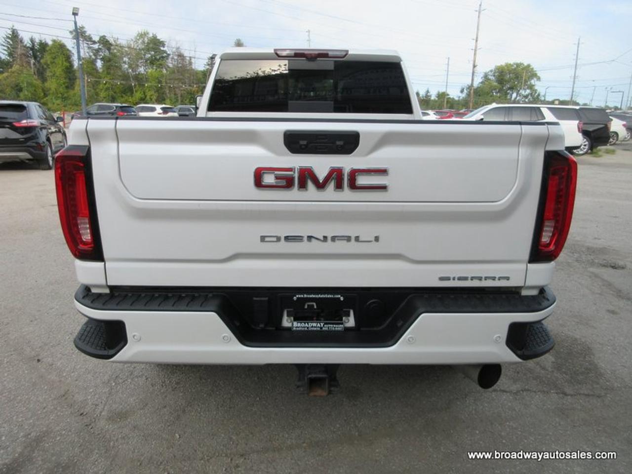 2021 GMC Sierra 2500 3/4 TON DENALI-PACKAGE 5 PASSENGER 6.6L - DURAMAX.. 4X4.. CREW-CAB.. 6.6-FOOT-BOX.. POWER SUNROOF.. LEATHER.. HEATED/AC SEATS.. POWER MIRRORS.. Photo
