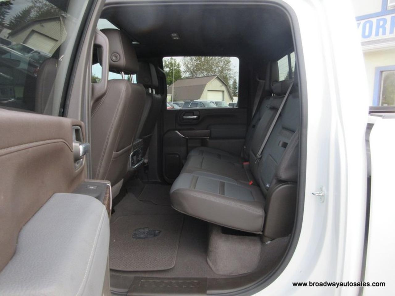2021 GMC Sierra 2500 3/4 TON DENALI-PACKAGE 5 PASSENGER 6.6L - DURAMAX.. 4X4.. CREW-CAB.. 6.6-FOOT-BOX.. POWER SUNROOF.. LEATHER.. HEATED/AC SEATS.. POWER MIRRORS.. Photo