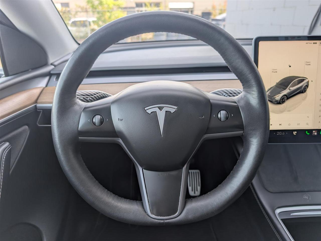 2023 Tesla Model Y LONG RANGE AWD - DUAL MOTOR Photo