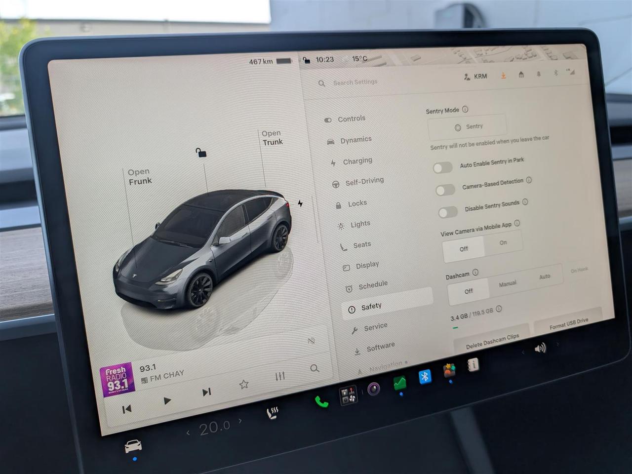 2023 Tesla Model Y LONG RANGE AWD - DUAL MOTOR Photo