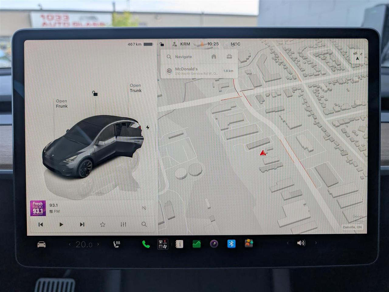 2023 Tesla Model Y LONG RANGE AWD - DUAL MOTOR Photo