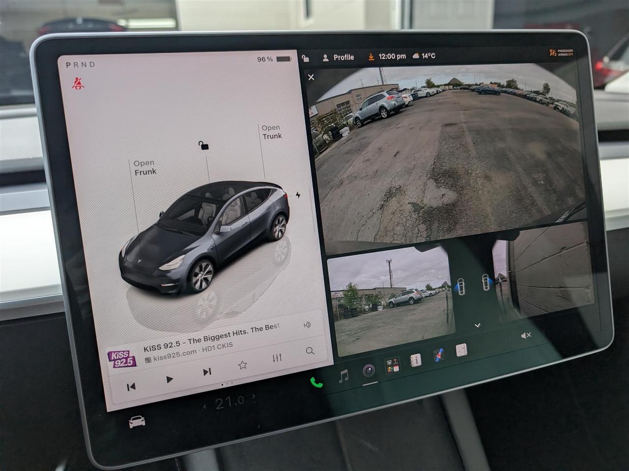 2022 Tesla Model Y LONG RANGE AWD - WHITE INTERIOR - DUAL MOTOR Photo