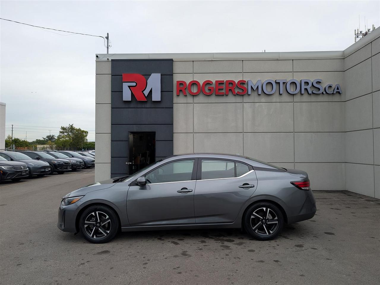 2024 Nissan Sentra SV - CARPLAY - HTD SEATS - REV CAM - TECH FEATS Photo1