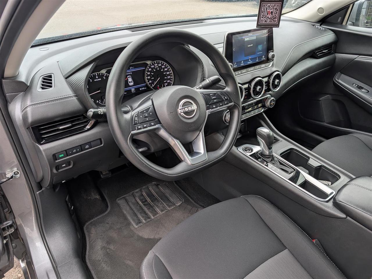 2024 Nissan Sentra SV - CARPLAY - HTD SEATS - REV CAM - TECH FEATS Photo