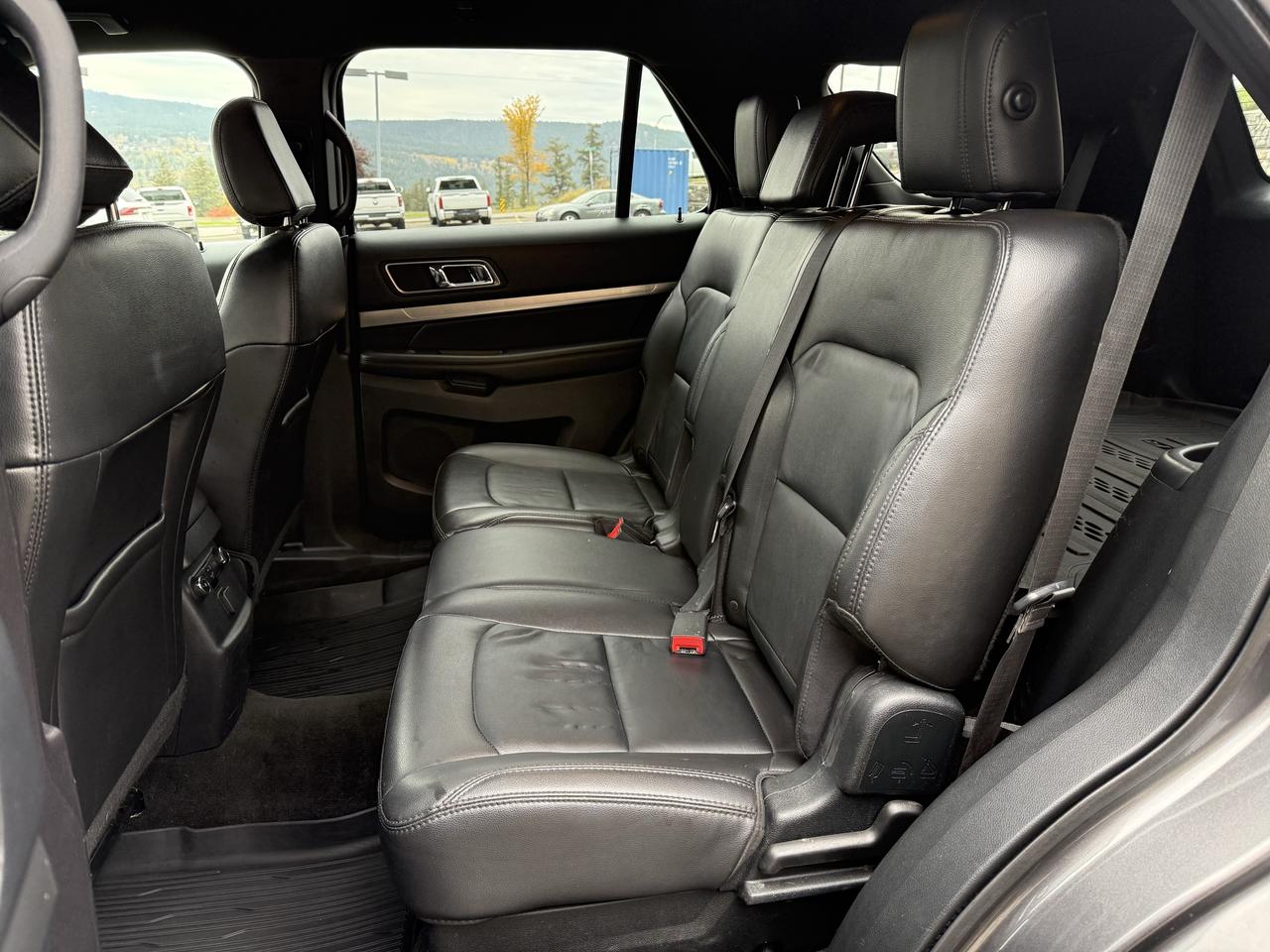 2018 Ford Explorer XLT Photo