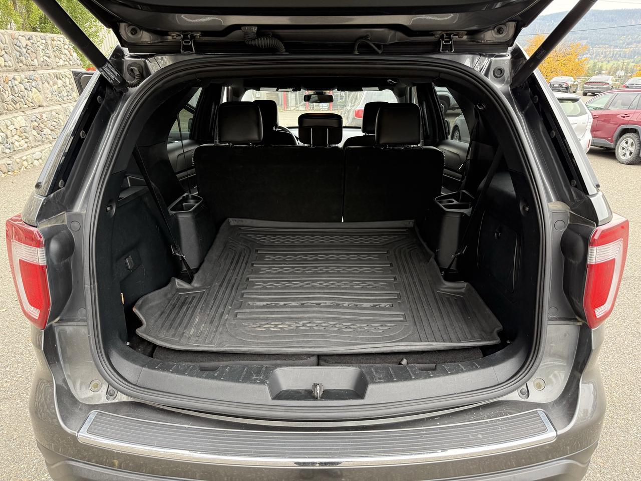 2018 Ford Explorer XLT Photo