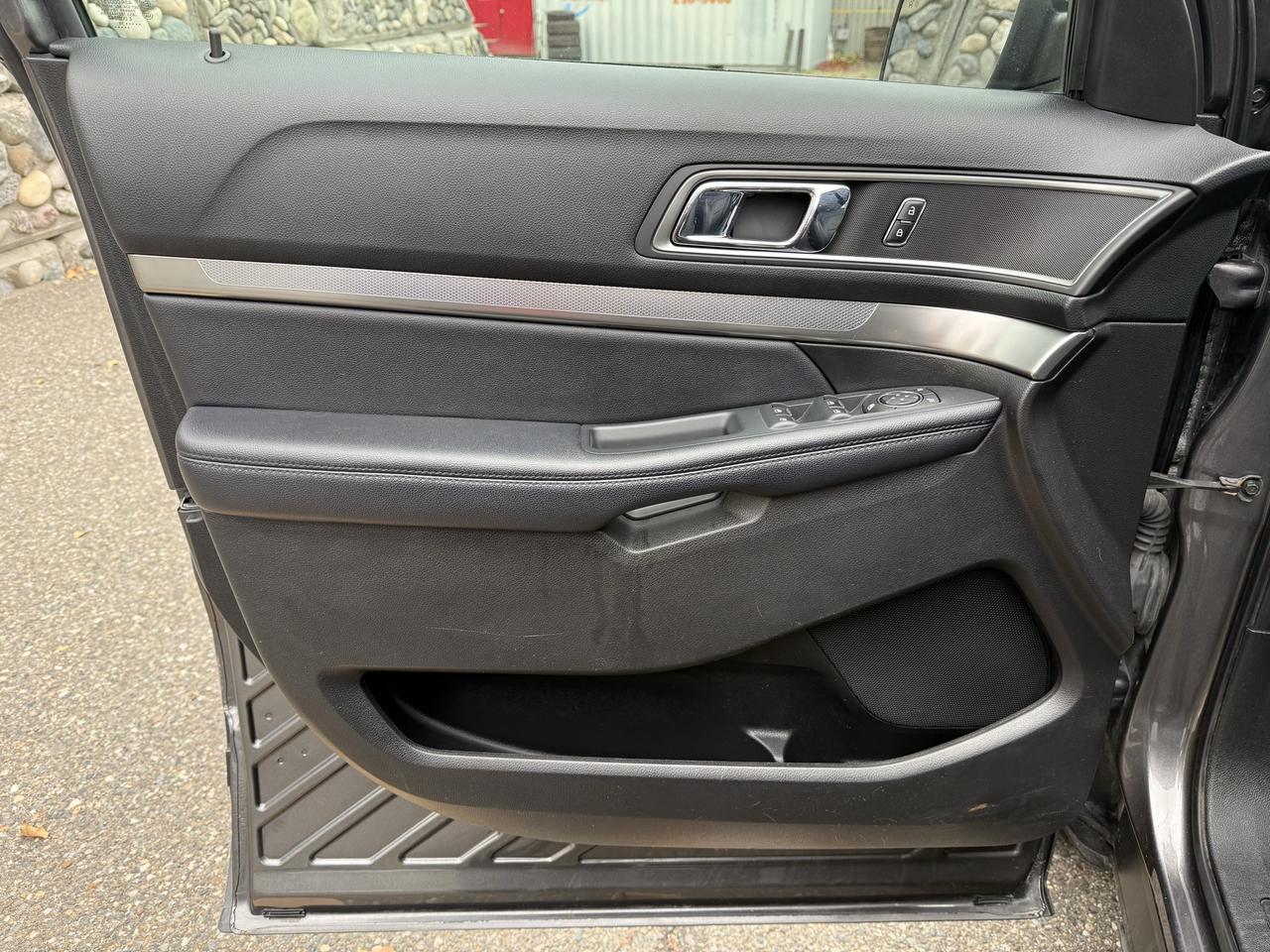 2018 Ford Explorer XLT Photo