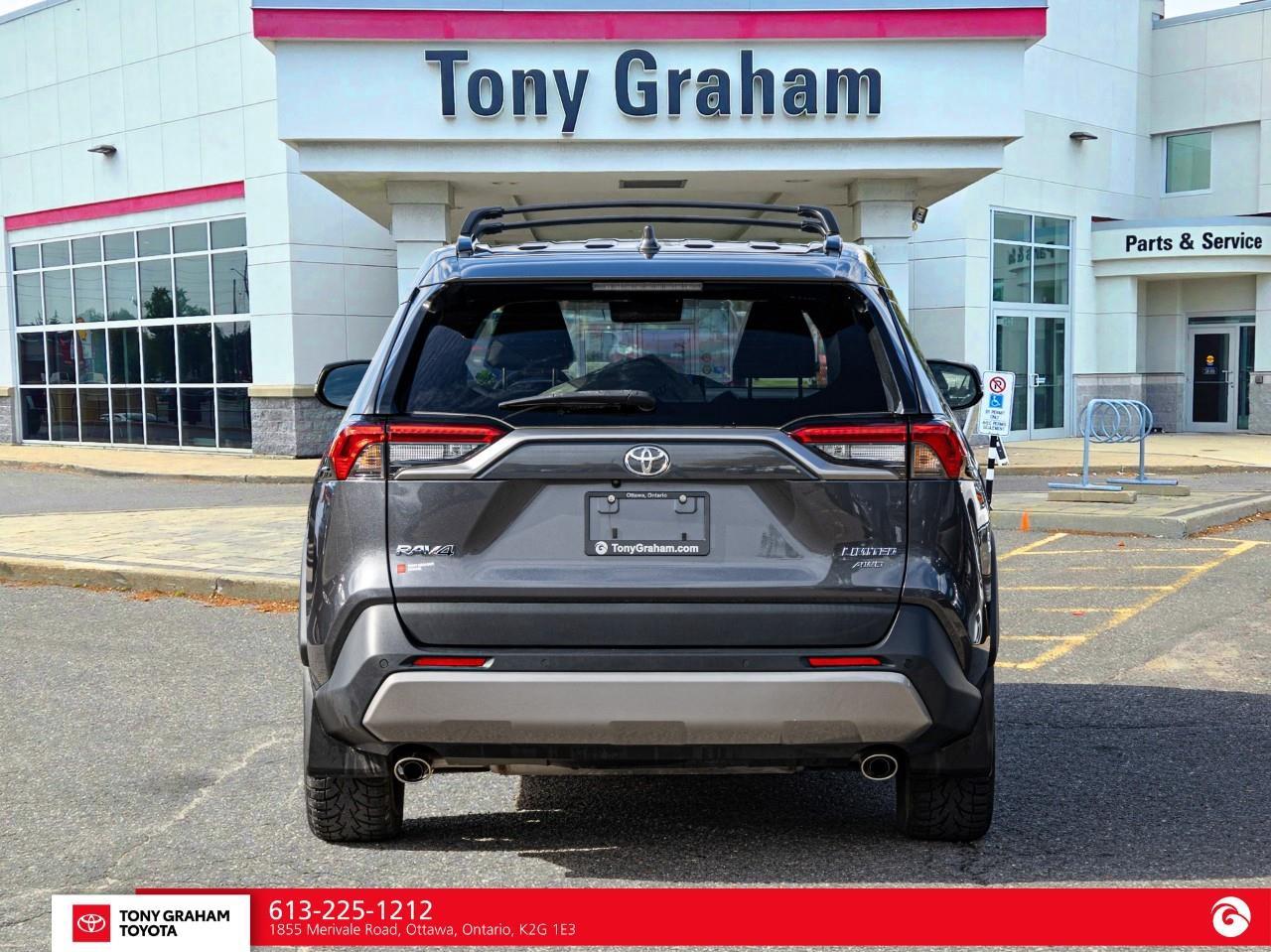 2023 Toyota RAV4 LIMITED  Photo