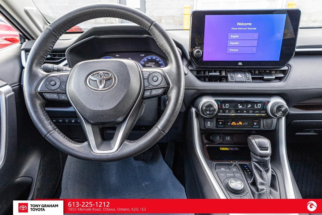 2023 Toyota RAV4 LIMITED  Photo