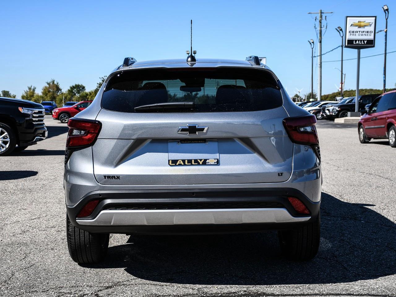 2026 Chevrolet Trax LT Photo4