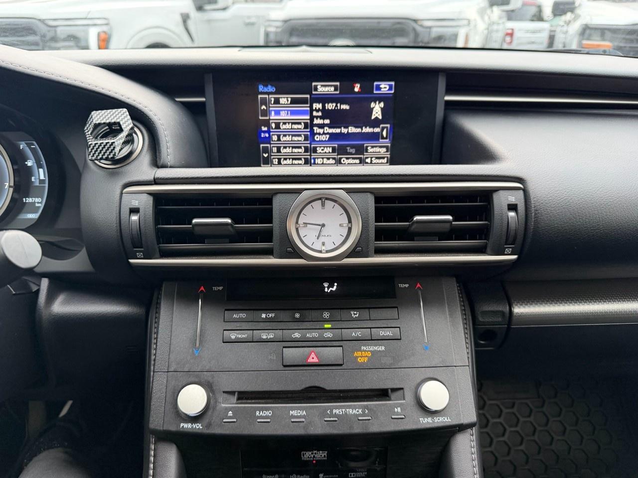 2015 Lexus RC 350 F-SPORT 2|SUN ROOF|NAV|MARK LEVINSON|24 SVC RECORD Photo