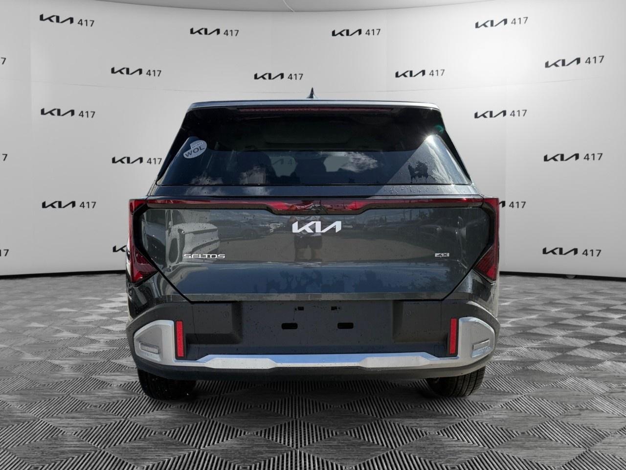 2027 Kia Seltos LX FWD Photo3