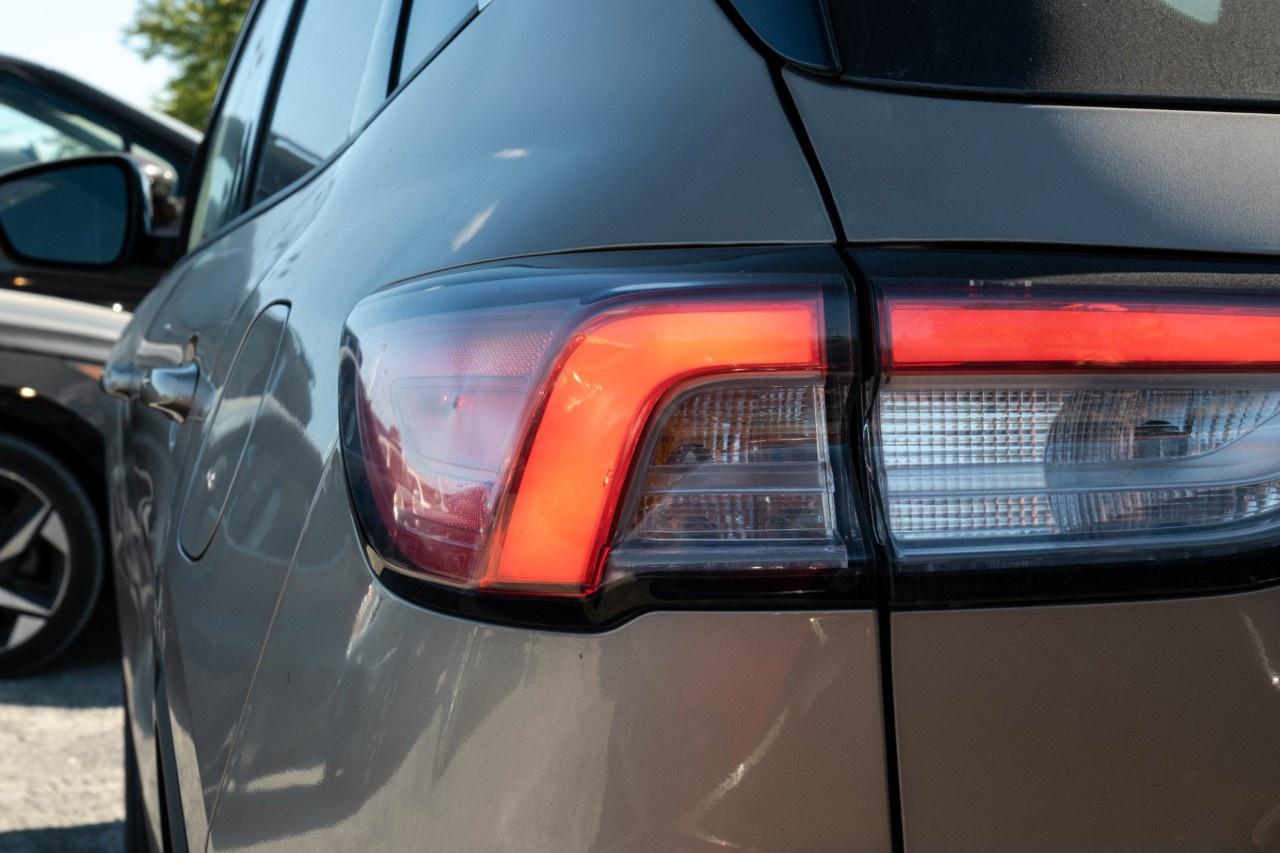 2021 Ford Escape SEL Hybrid AWD Photo