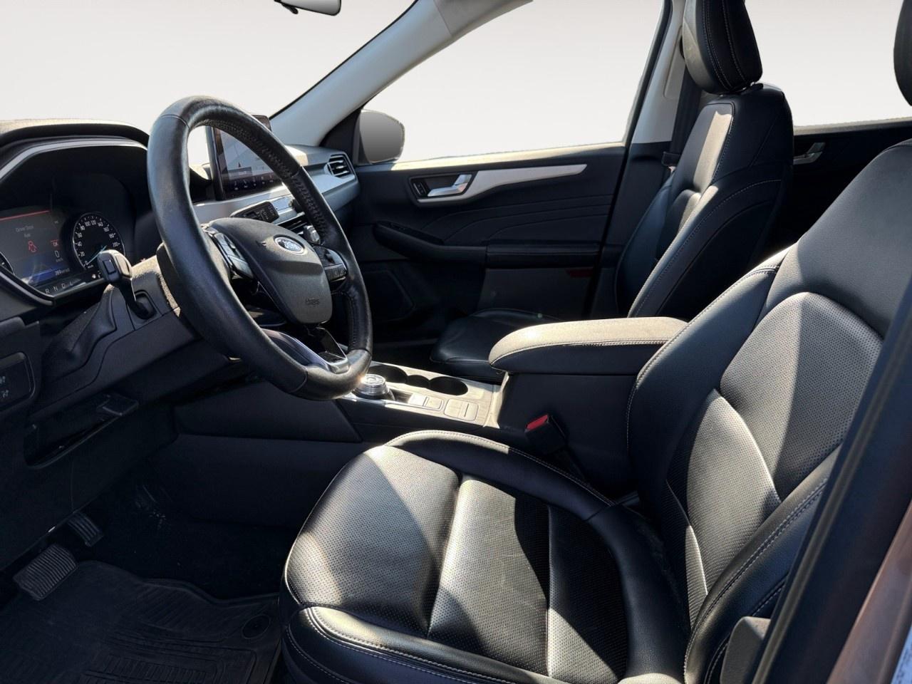 2021 Ford Escape SEL Hybrid AWD Photo