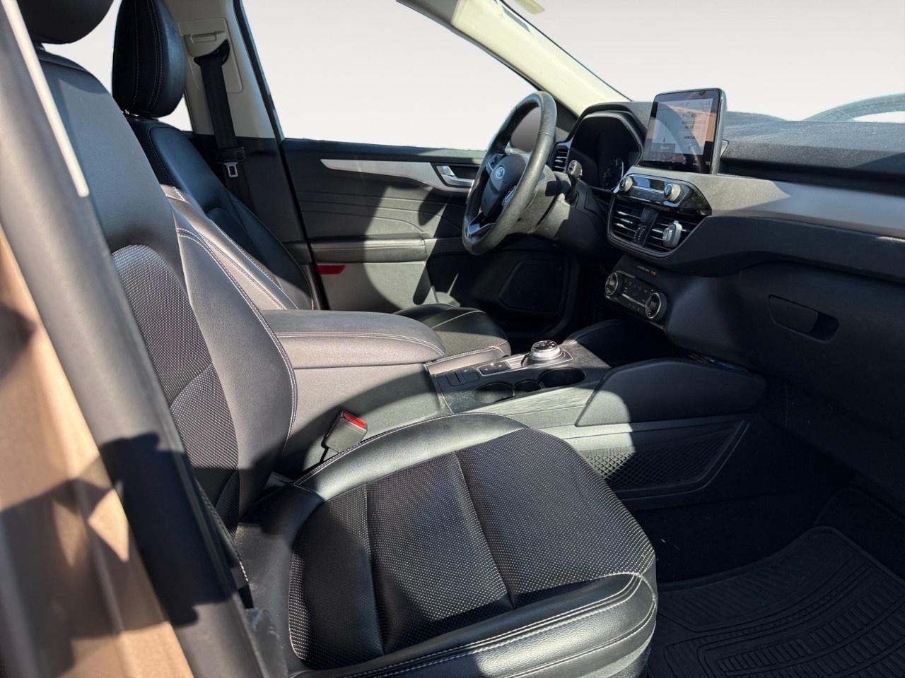 2021 Ford Escape SEL Hybrid AWD Photo