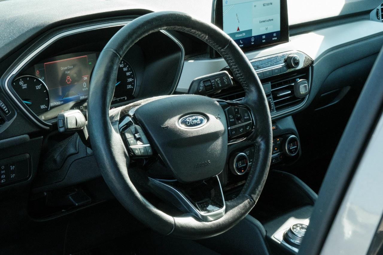 2021 Ford Escape SEL Hybrid AWD Photo