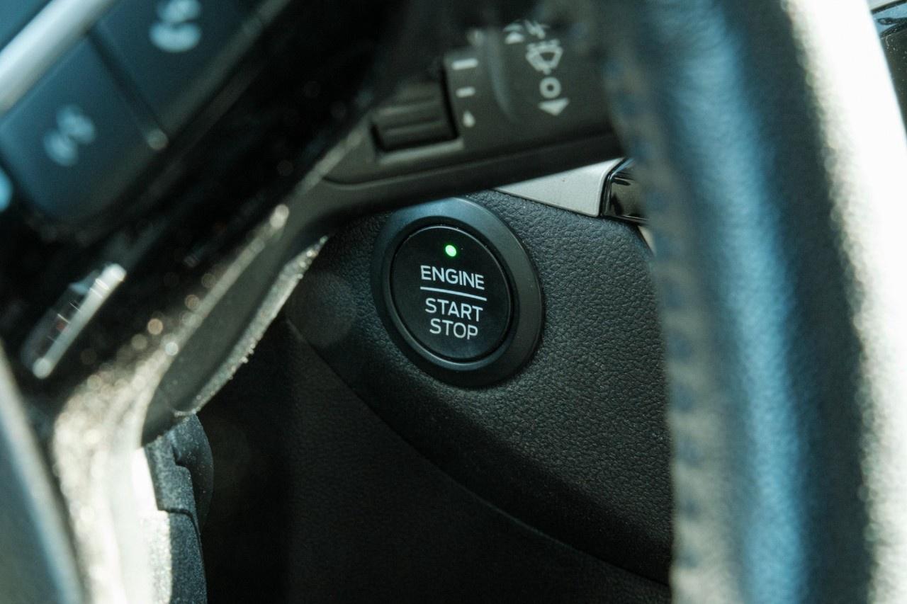 2021 Ford Escape SEL Hybrid AWD Photo