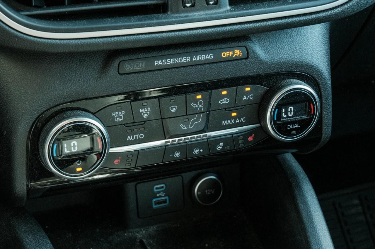 2021 Ford Escape SEL Hybrid AWD Photo