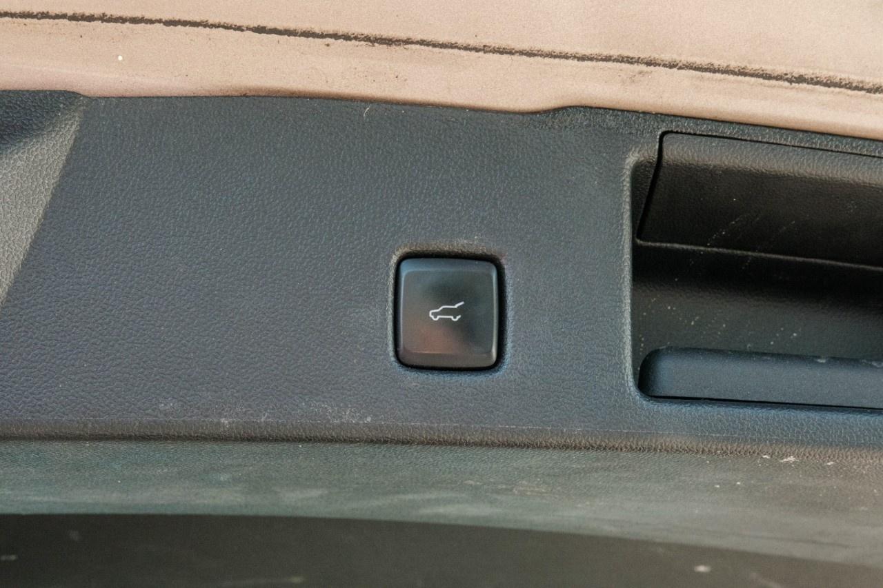 2021 Ford Escape SEL Hybrid AWD Photo