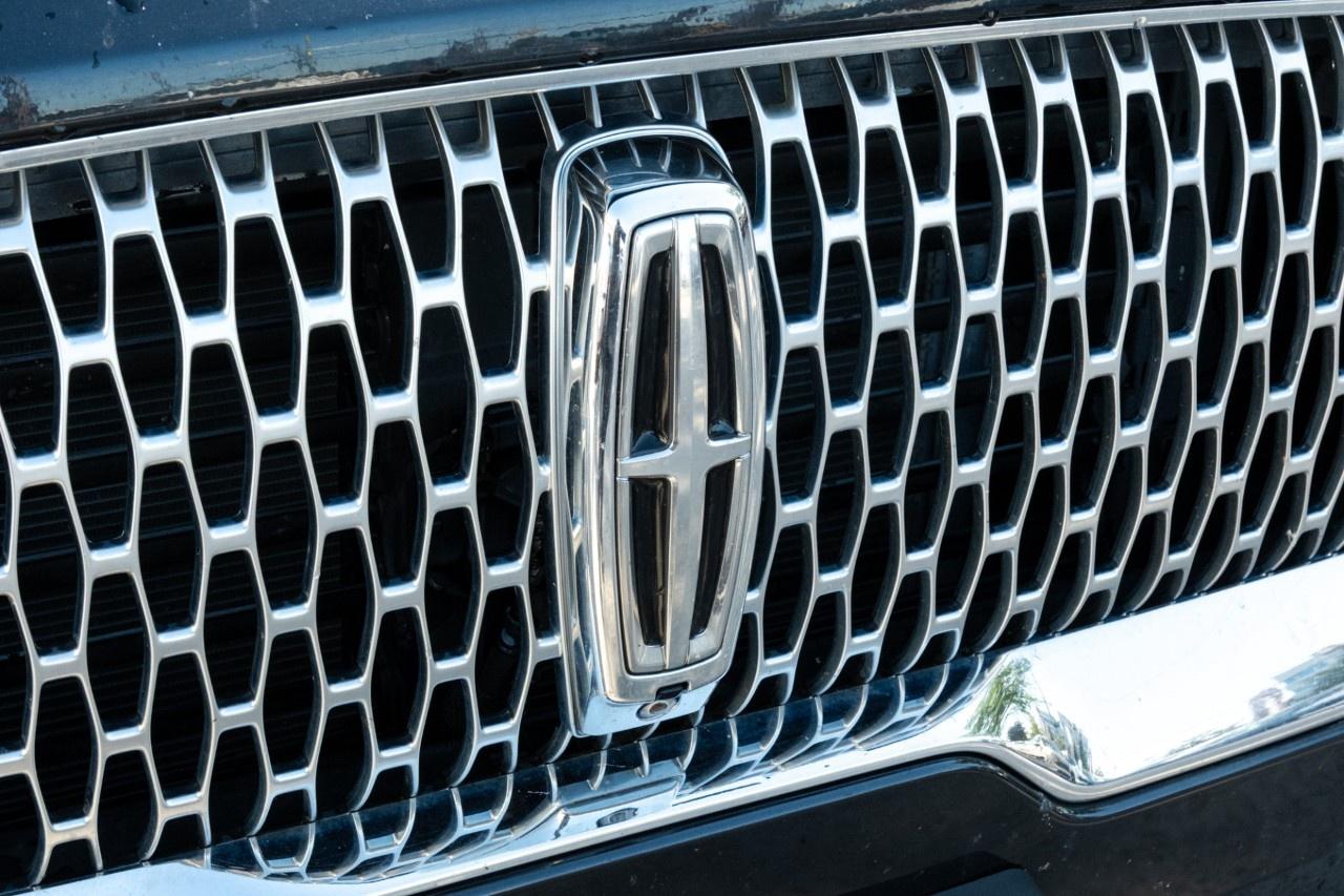 2020 Lincoln Aviator Reserve AWD Photo