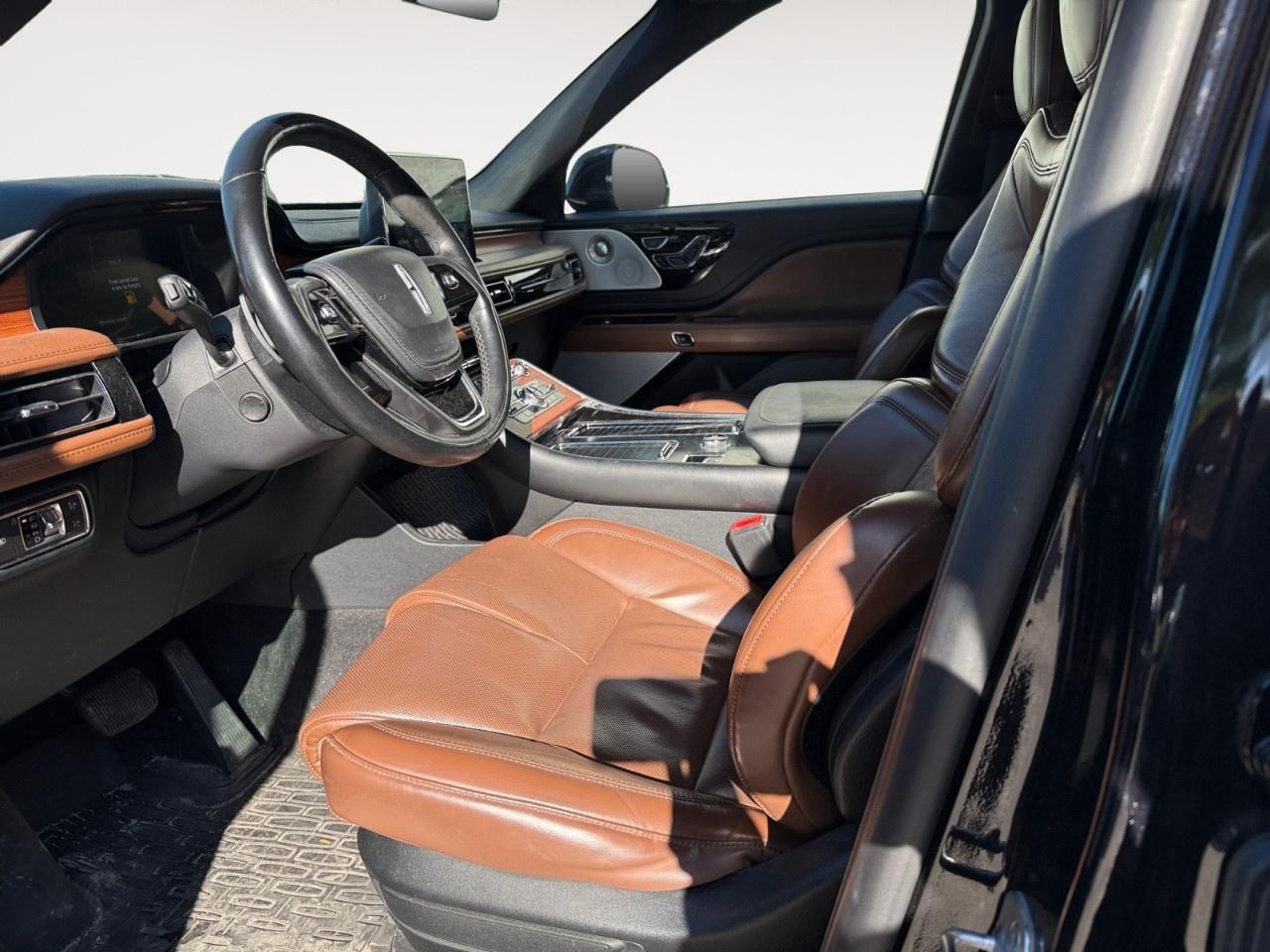 2020 Lincoln Aviator Reserve AWD Photo