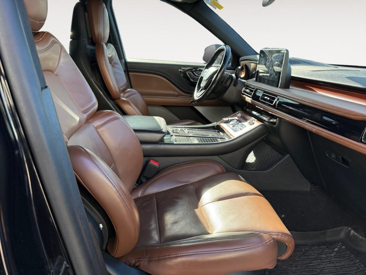 2020 Lincoln Aviator Reserve AWD Photo