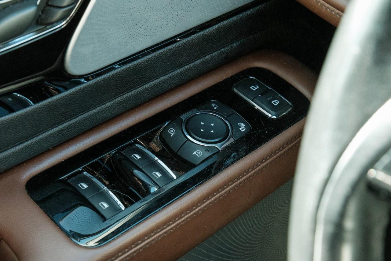 2020 Lincoln Aviator Reserve AWD Photo