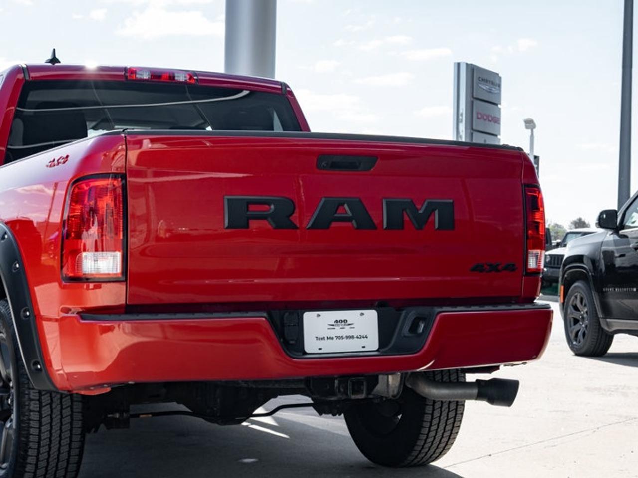 2022 RAM 1500 Classic EXPRESS Photo