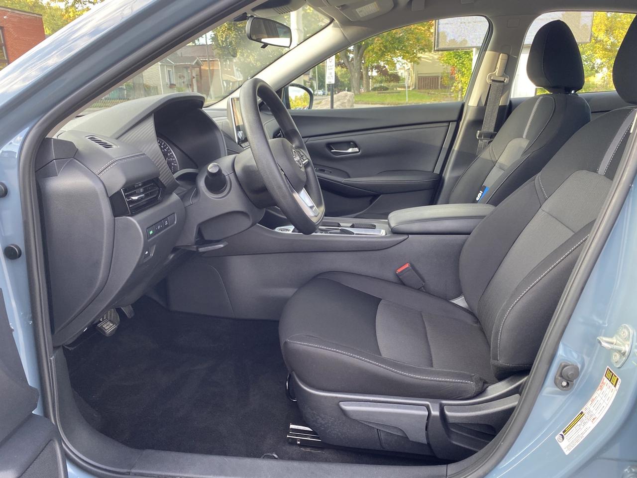 2024 Nissan Sentra SV Photo