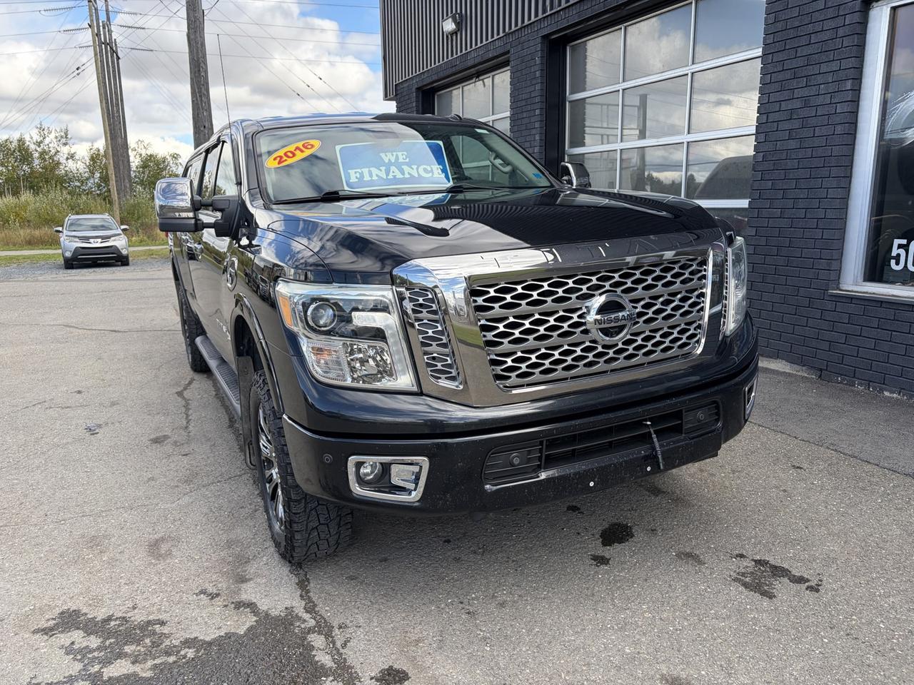 2016 Nissan Titan XD S 4WD - Photo #2