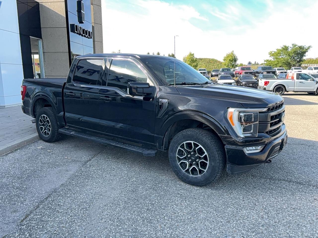 2022 Ford F-150 LARIAT, 502A, SPORT, MAX TOW, 360-CAMERA, LOCAL! Photo2