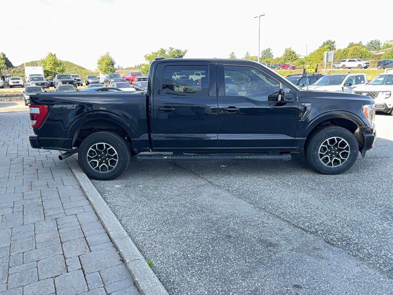 2022 Ford F-150 LARIAT, 502A, SPORT, MAX TOW, 360-CAMERA, LOCAL! Photo3