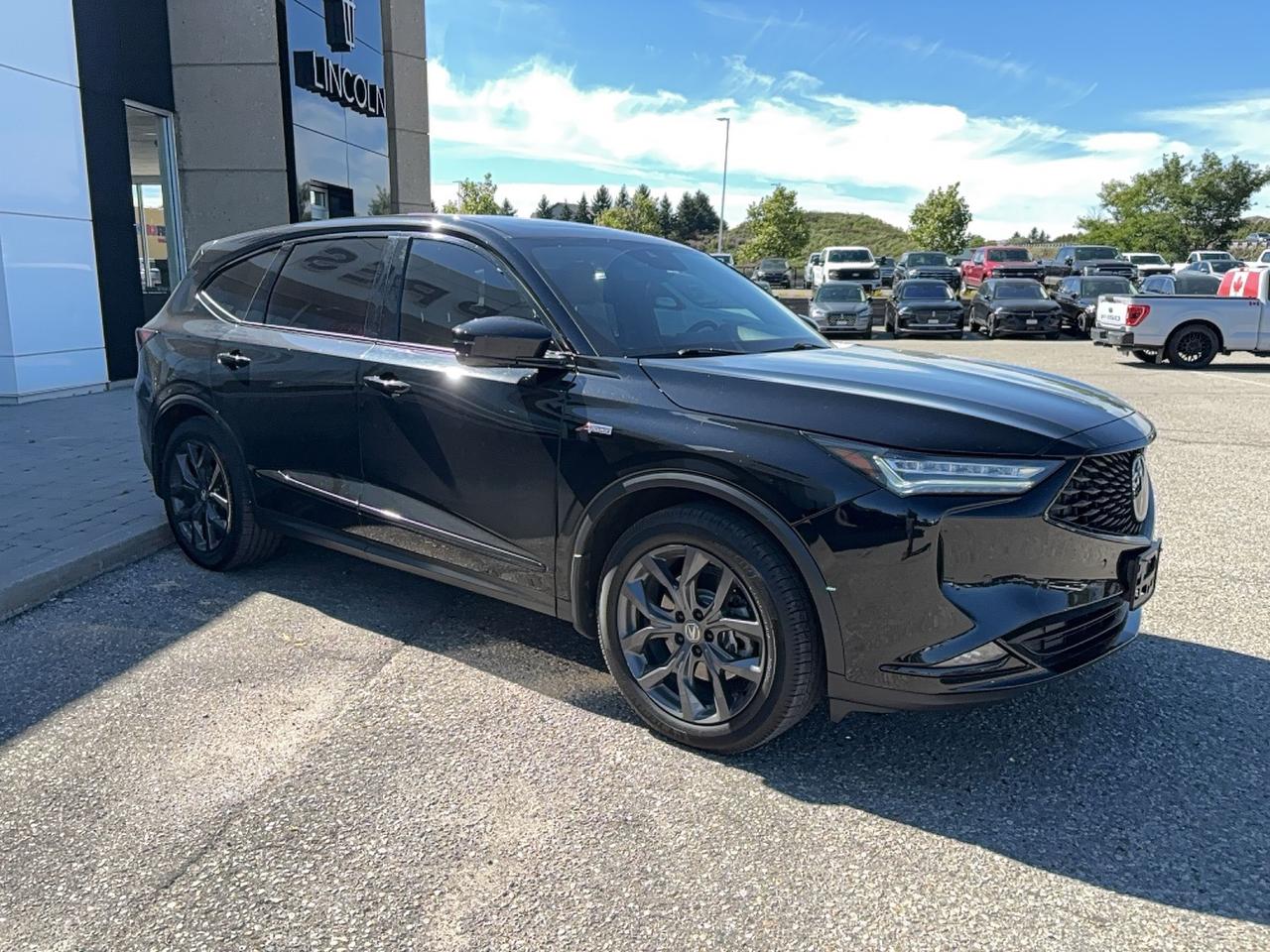2023 Acura MDX LOCAL TRADE! SH-AWD A-SPEC, LEATHER, ROOF, LOADED! Photo2