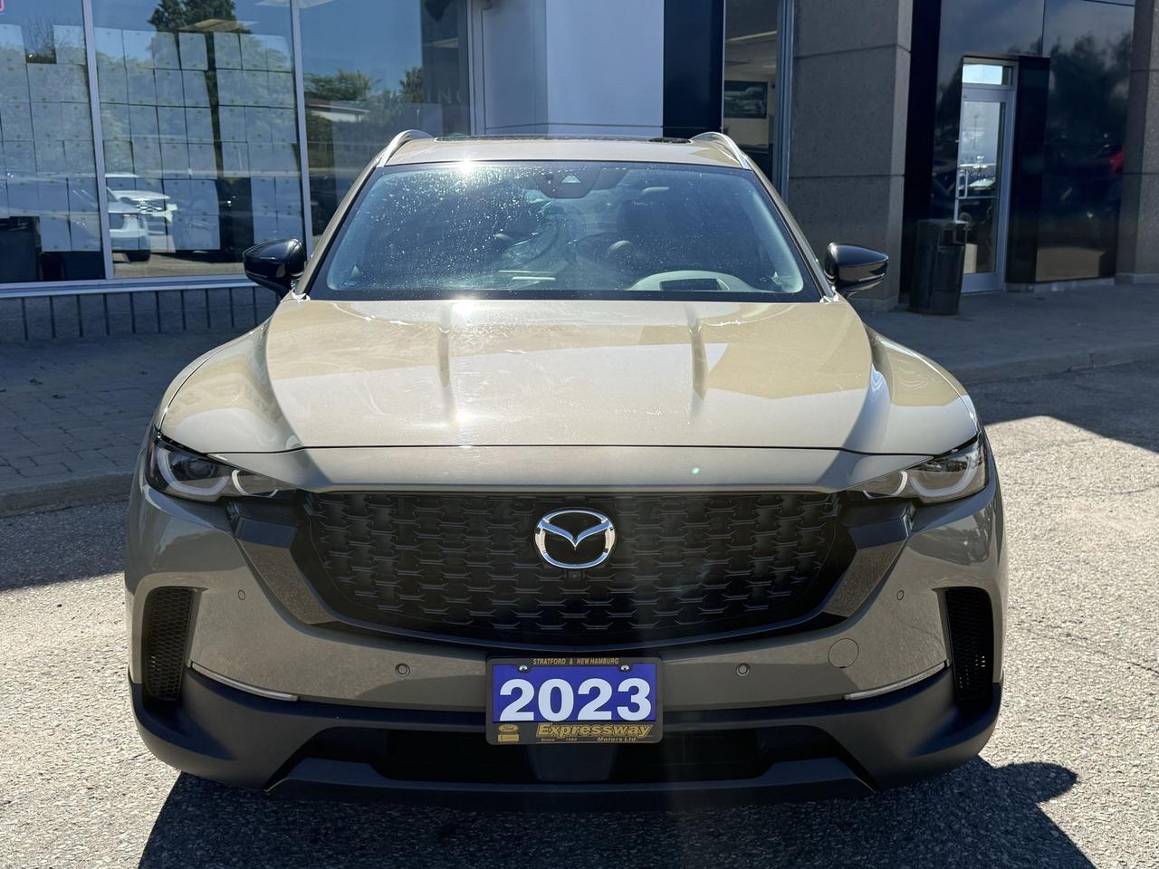 2023 Mazda CX-50 GT! LIKE NEW! WELL MAINTAINED, LOCAL, LOADED! Photo1