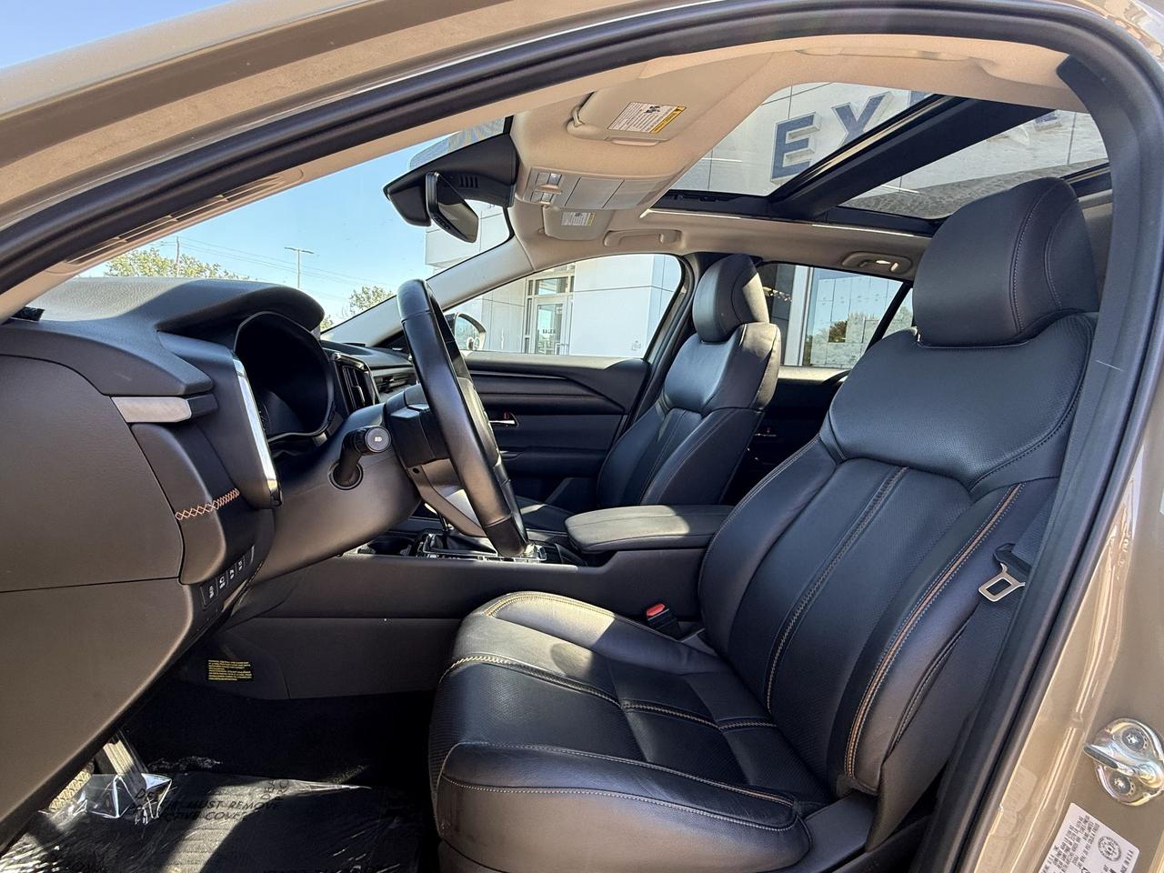 2023 Mazda CX-50 GT! LIKE NEW! WELL MAINTAINED, LOCAL, LOADED! Photo