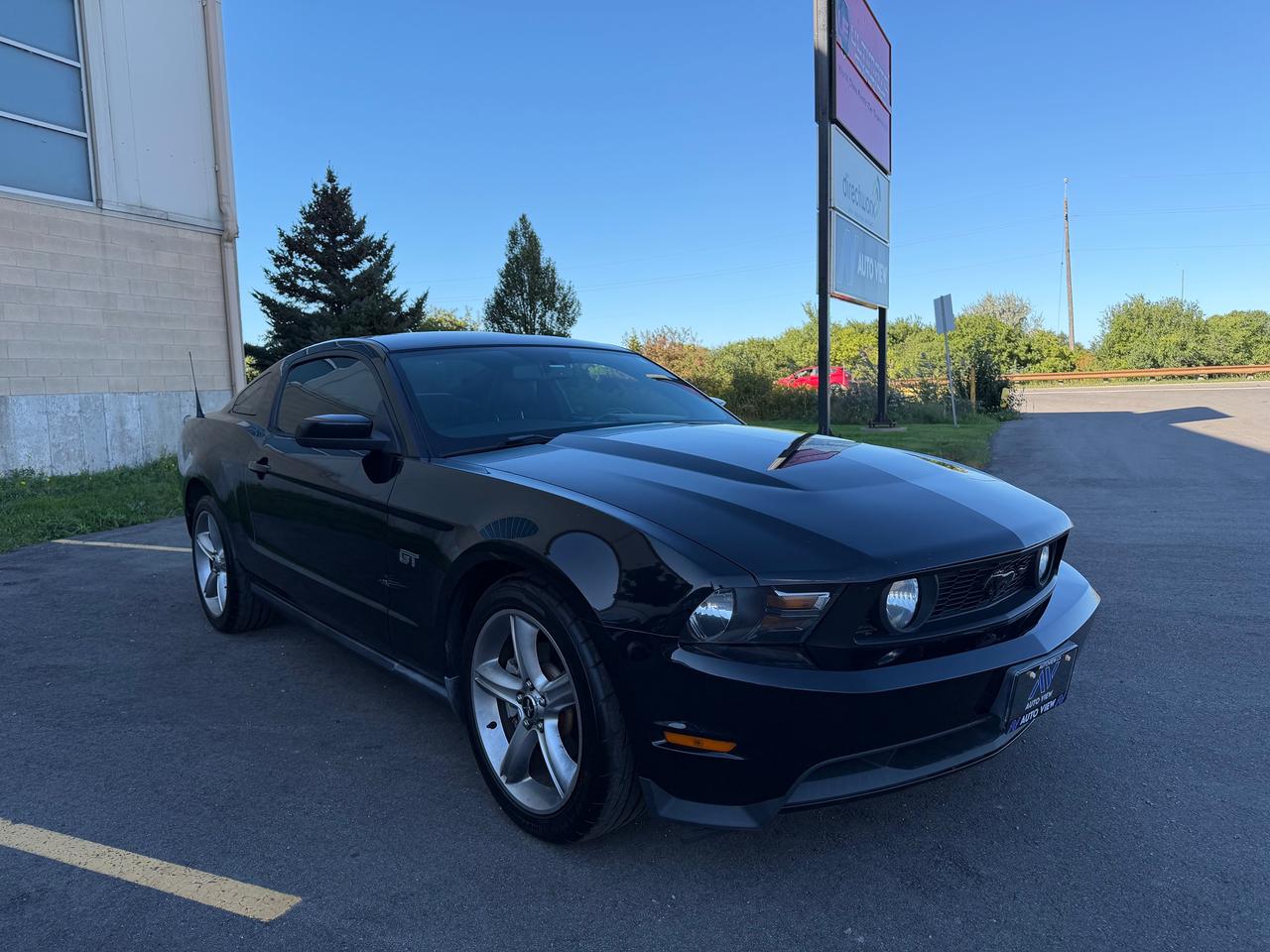 2010 Ford Mustang GT Coupe  *5 SPEED MANUAL* Photo2